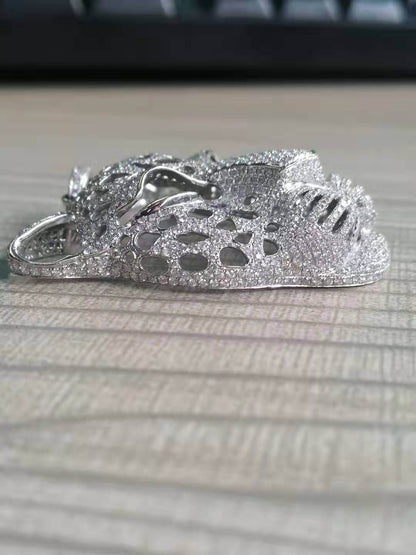 KDY-W6458717 Hollow pattern large tag leopard head pendant customer version