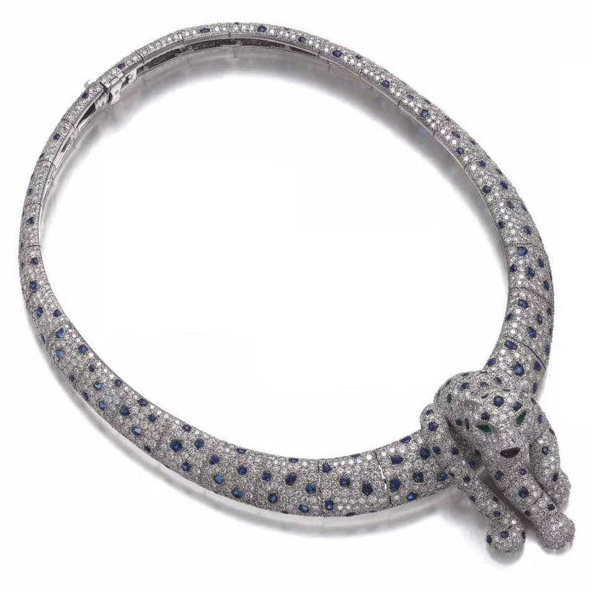 KDY-B7372797 Leaning forward leopard necklace