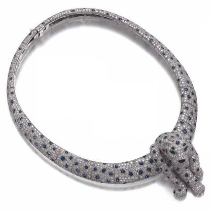 KDY-B7372797 Leaning forward leopard necklace