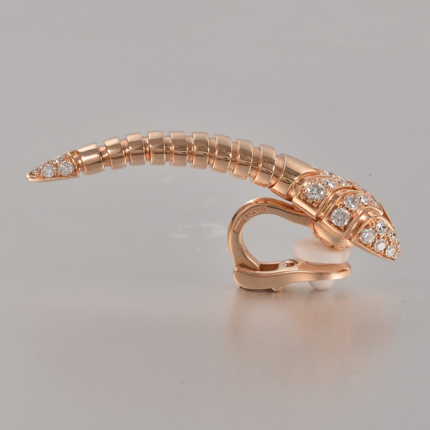 BGL-350811-OR857311 spring snake head and tail diamond ear clip
