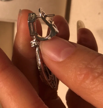 BGL-261709 snake head full diamond ear clips
