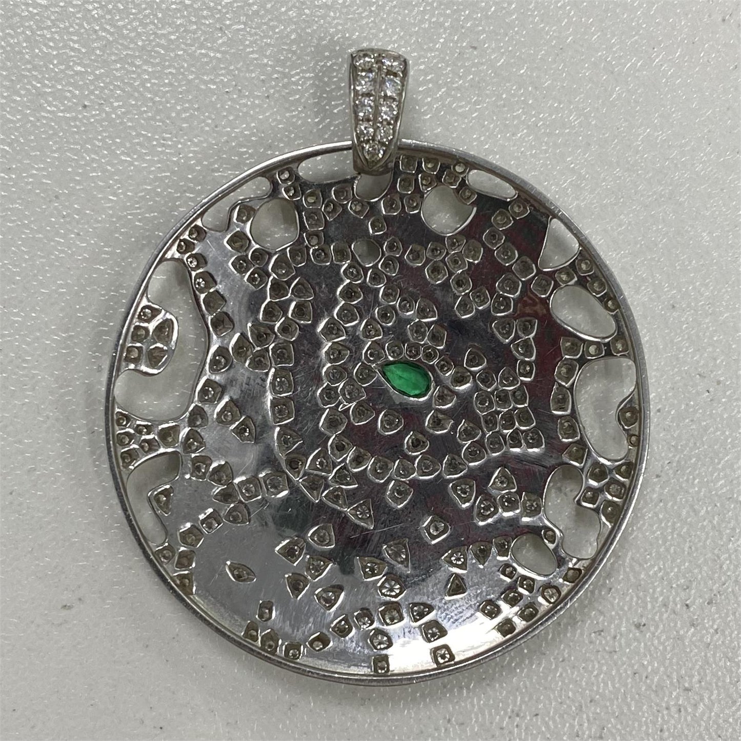 KDY-N3014400 disc leopard pendant