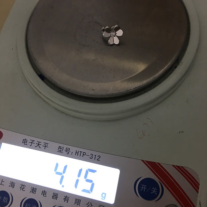 VCARB65700 约16mm小号三叶草单钻耳夹客版
