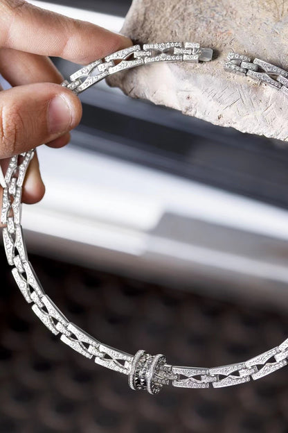 BGL-358320 Baogai Spire Rivet Necklace