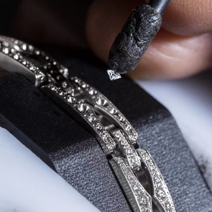 BGL-358320 Baogai Spire Rivet Necklace