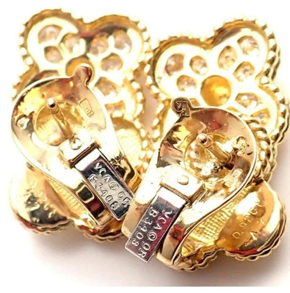 VCA1264996 13X22mm middle light bead superimposed four-leaf clover ear clip