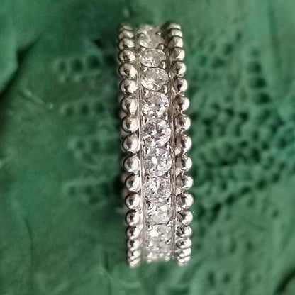 VCARN57000 5mm guest version bead single row narrow body dense stone ring 48#