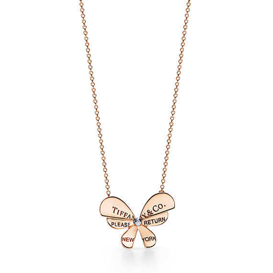 TIF28444399 letter light gold butterfly chain pendant