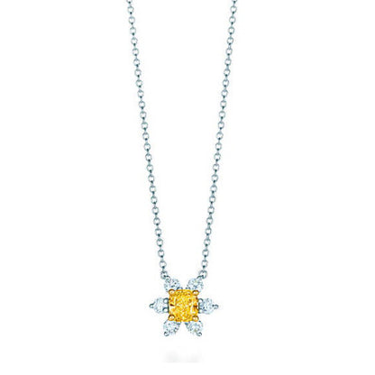 TIF11025857 Goldilocks bolt chain pendant