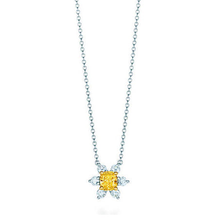 TIF11025857 Goldilocks bolt chain pendant