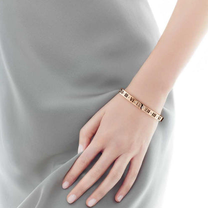 TIF58324034 guest version hollow diamond Roman bracelet