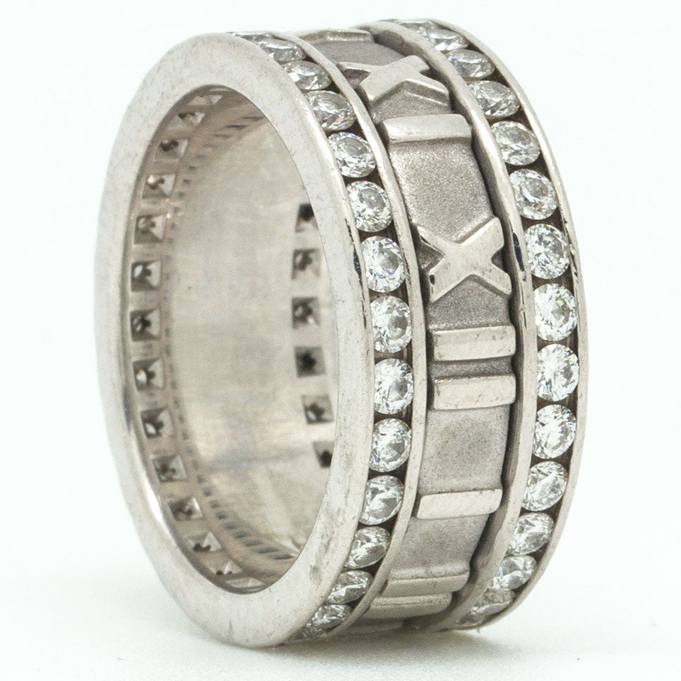 TIF27725999 diamond Roman font ring