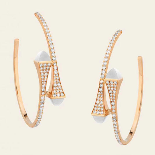 MR-CLEO-E15, pointed earrings