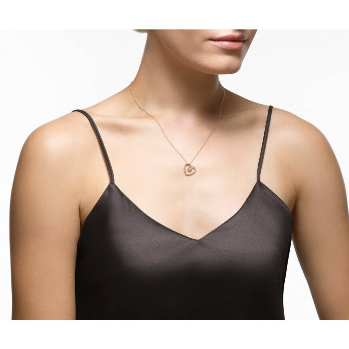 DBES-N102170 Crossed Four Claw Heart Pendant