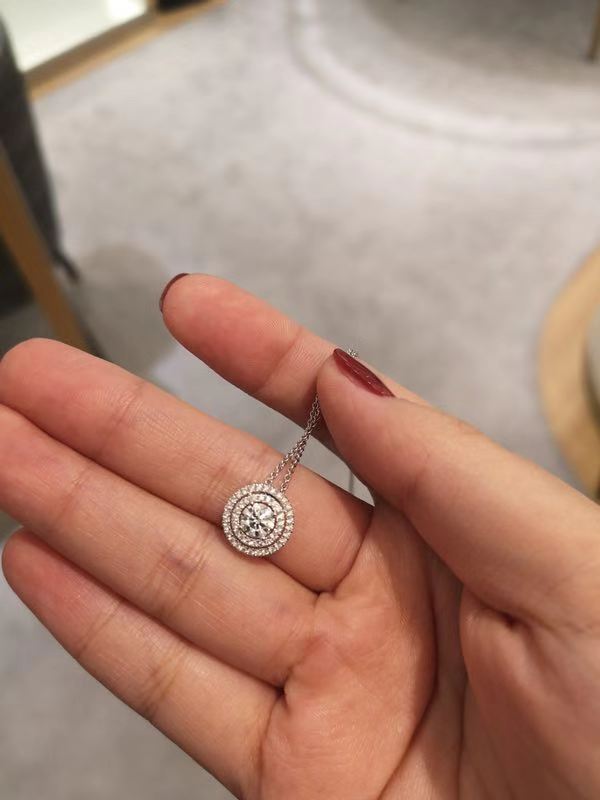 DBES-N102169 Crossed four-claw two-circle stone pendant