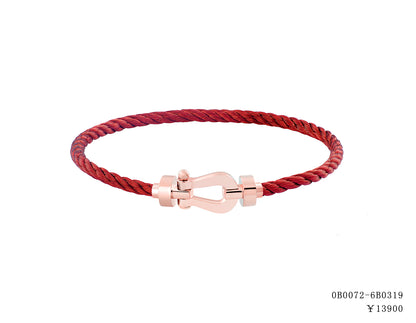 FLD-0B0069-6B0909 Light Gold Medium Horseshoe Bracelet Customer Version