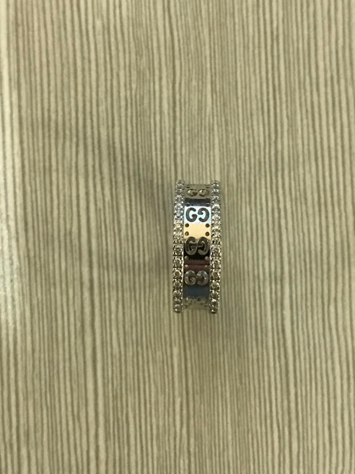 GC-326953宽7.2mm双G镂空凹形臂戒指客版