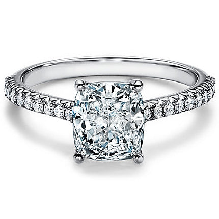 TIF54264964 Cross Four Claw Cushion Diamond Ring
