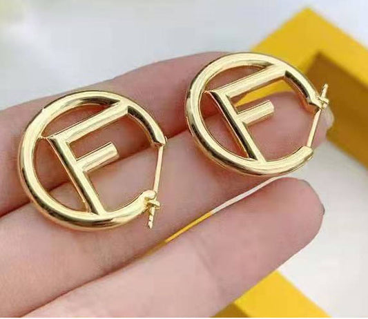 LV-M580497 round frame F letter earrings