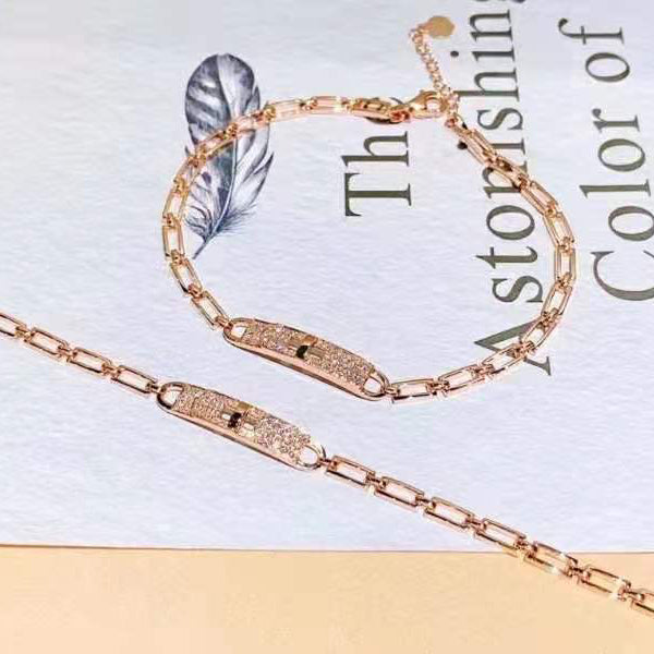 AiHshi-H162500B twisted circle H full diamond bracelet