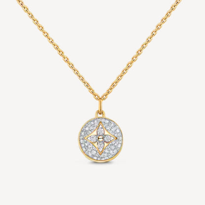 LV-Q93795 11.5mm wide small dart plum four-leaf clover pendant with diamonds