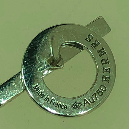 爱H仕-H232354B客版满钻Q字耳钉1.9mm
