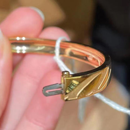 XB-857940-5100 letter light gold bracelet