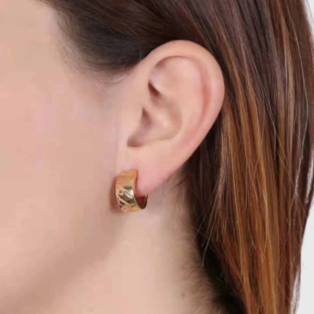 XB-ES134835 light gold thick letter ear clap