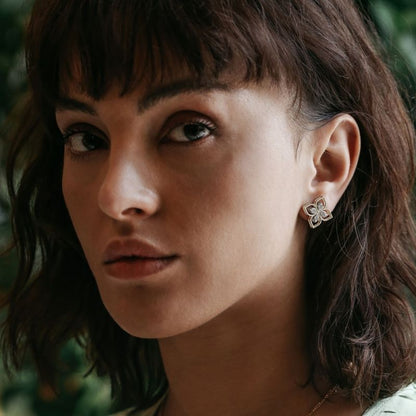 LBT-GH548932扭绳四叶草耳钉