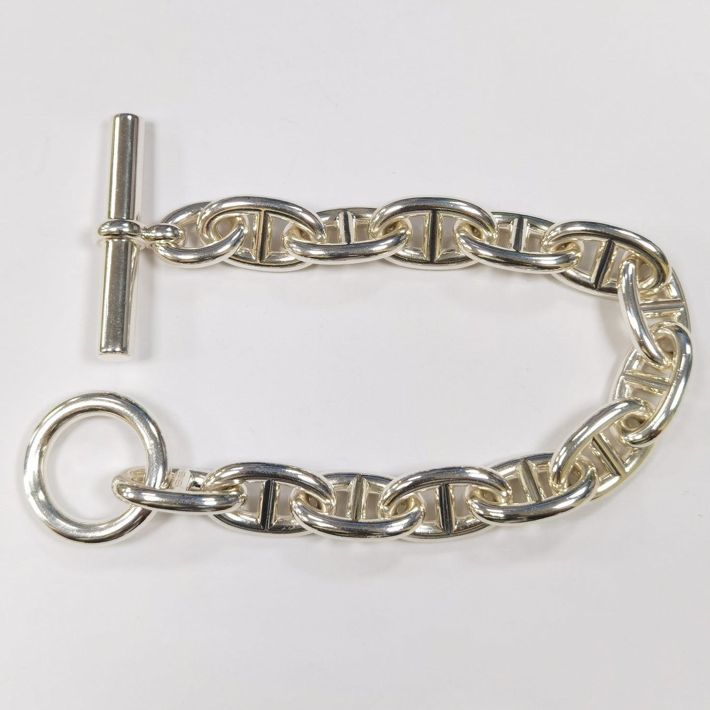 爱H仕-H249818猪鼻子客版光金日字手链（链长18cm）