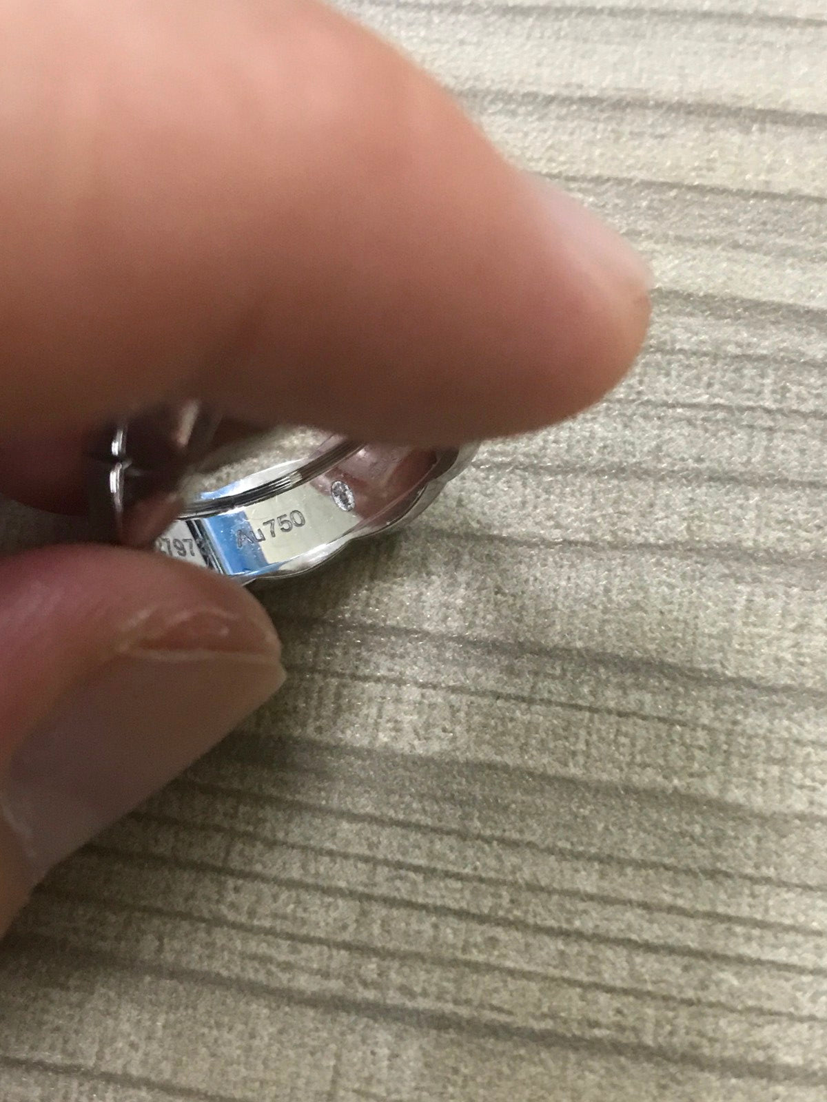 XNE-J10570 7mm光金叉叉戒指客版