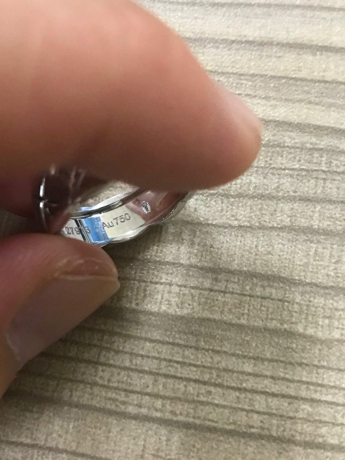 XNE-J10570 7mm光金叉叉戒指客版