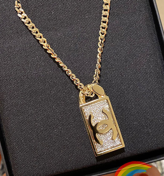 XNE-CN484858 Double C pendant