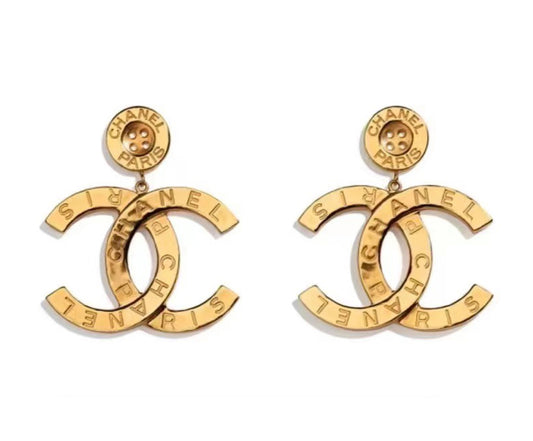 XNE-CN715917 20.7mm light gold double c stud earrings