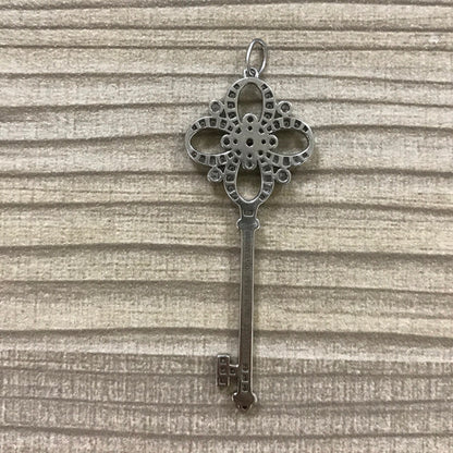 TIF50790778 guest version full diamond four-leaf flower key pendant 1.75 inches