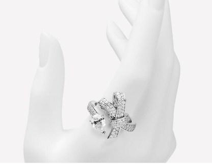 XNE-J60992 bow drop diamond ring