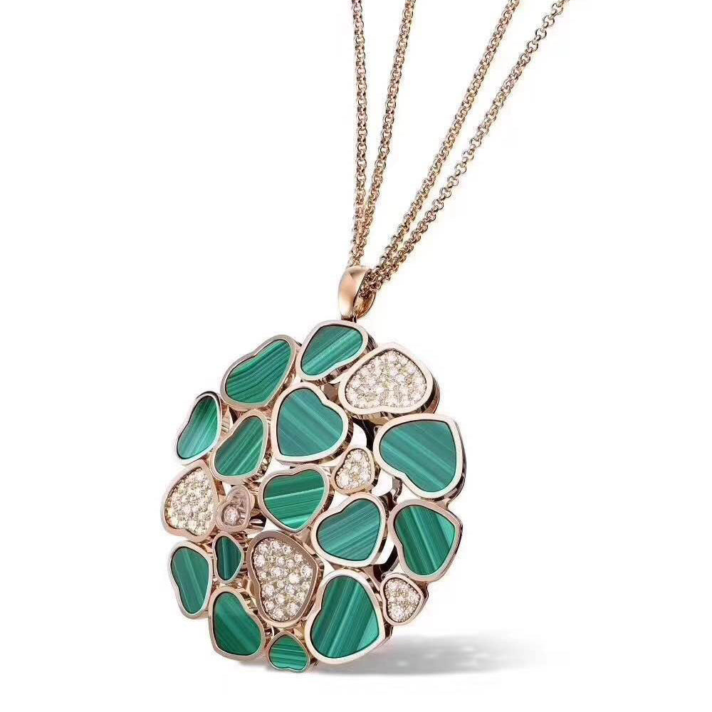 XB-79A493-5141 heart-shaped pendant