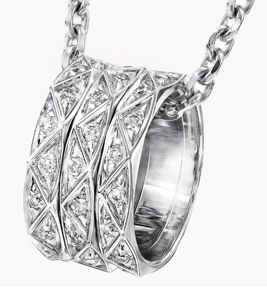 GLF-3023316 Trio Hoop Pendant