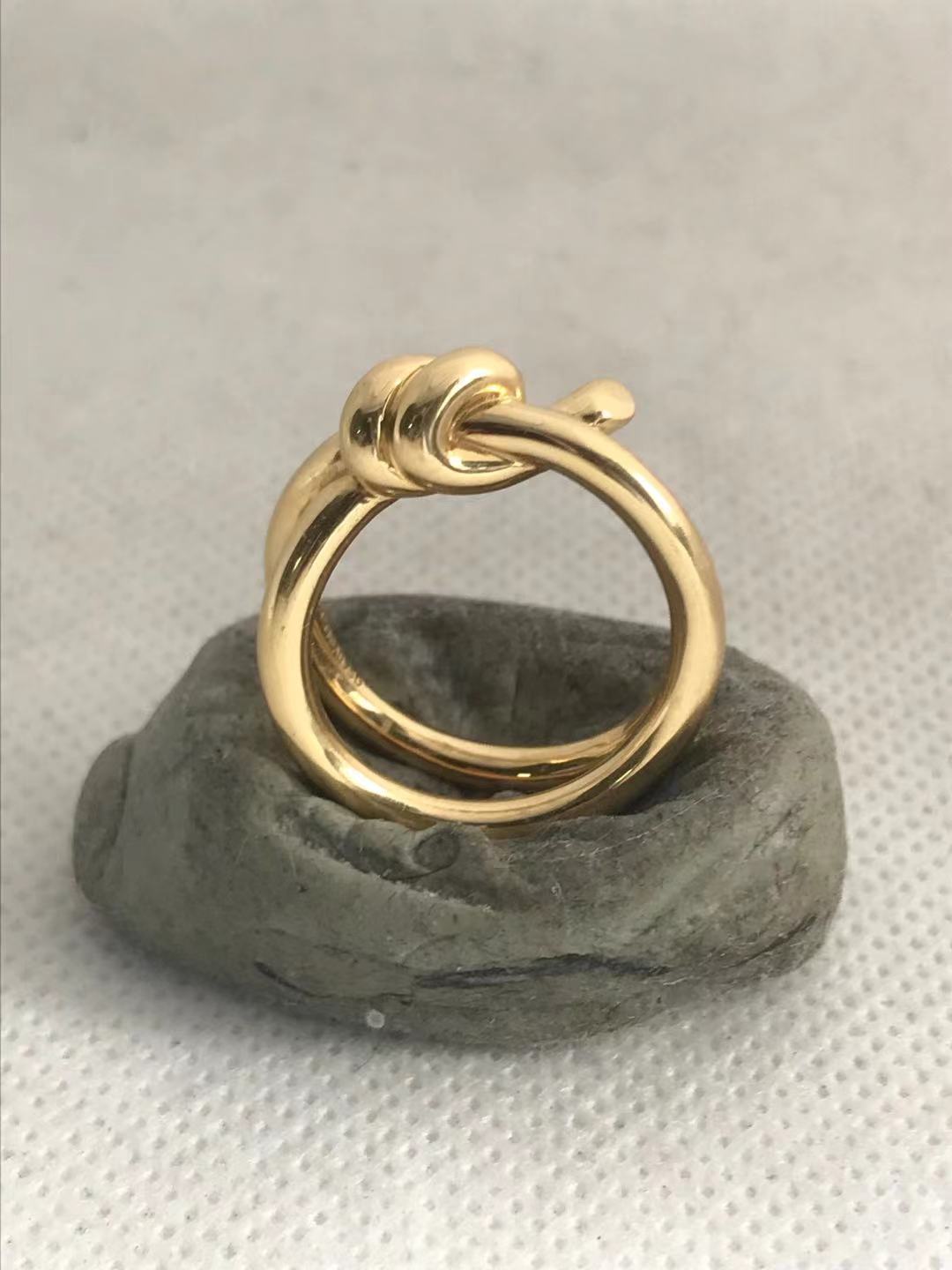 TIF68890381 twisted rope light gold two-ring ring (guest version)