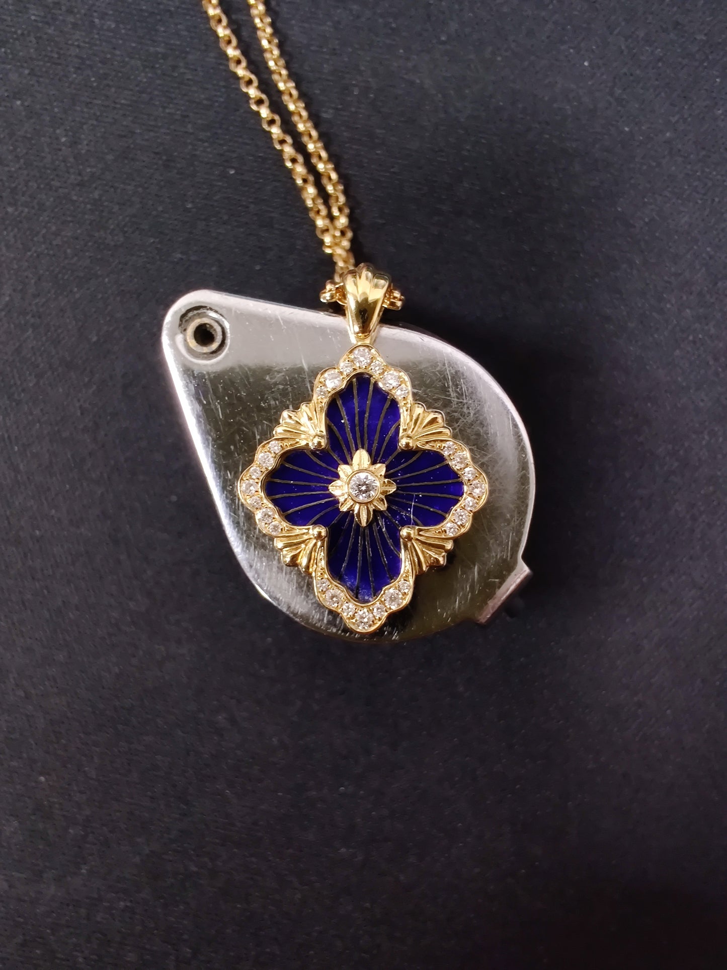 BQLT-XL723257 Small gold wire enamel with diamonds on one side and bright gold on the other