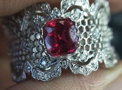 BQLT-JZ771161 13mm Ruby Honeycomb Hollow Lace Ring Custom Edition