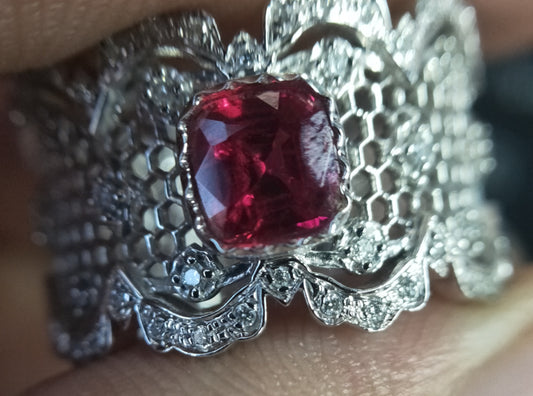 BQLT-JZ771161 13mm Ruby Honeycomb Hollow Lace Ring Custom Edition
