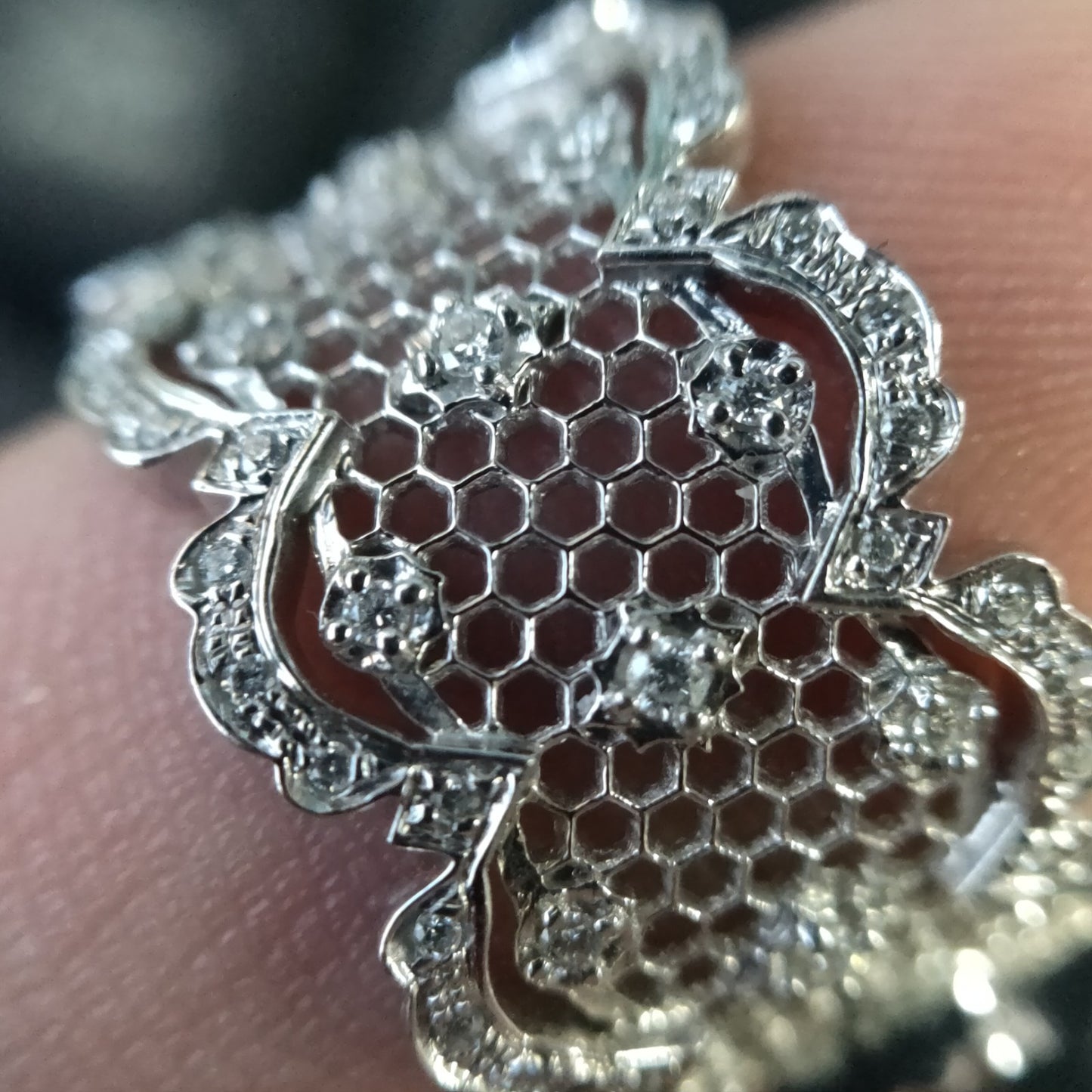 BQLT-JZ771161 13mm Ruby Honeycomb Hollow Lace Ring Custom Edition