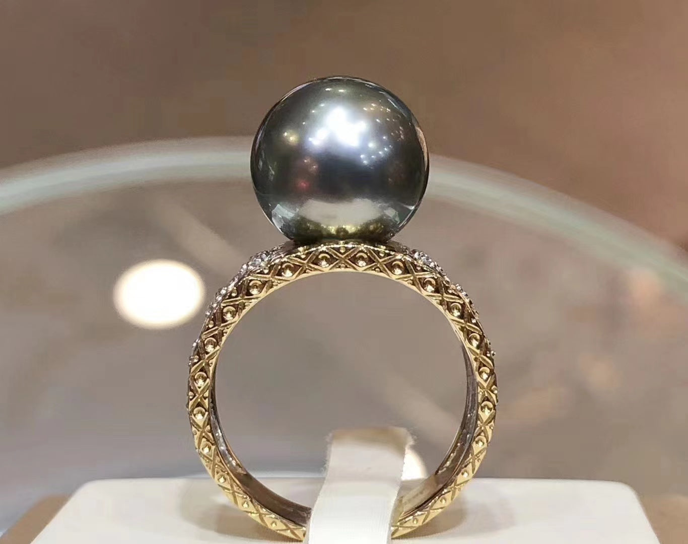 BQLT-JZ563712蜂巢蕾丝网格树叶珍珠（14.2mm）