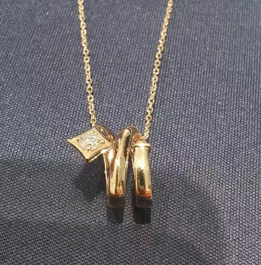DBES-N5105790 twisted strap pendant