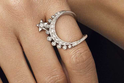 XNE-J12208 Diamond-Pentagram Moon Ring