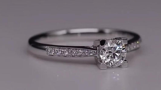 HW-RGD7418470 four-prong letter ring