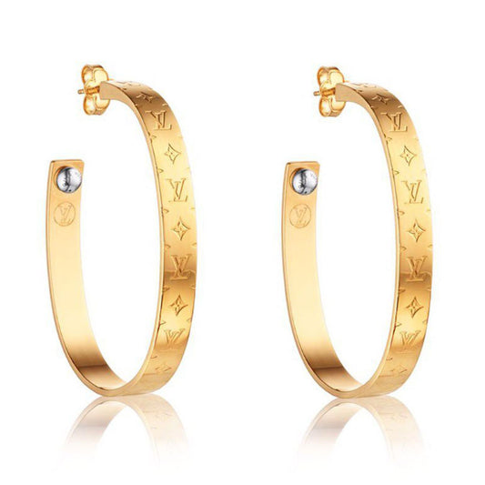 LV-M00220 Letter Earrings C-shaped Stud Hoop Earrings