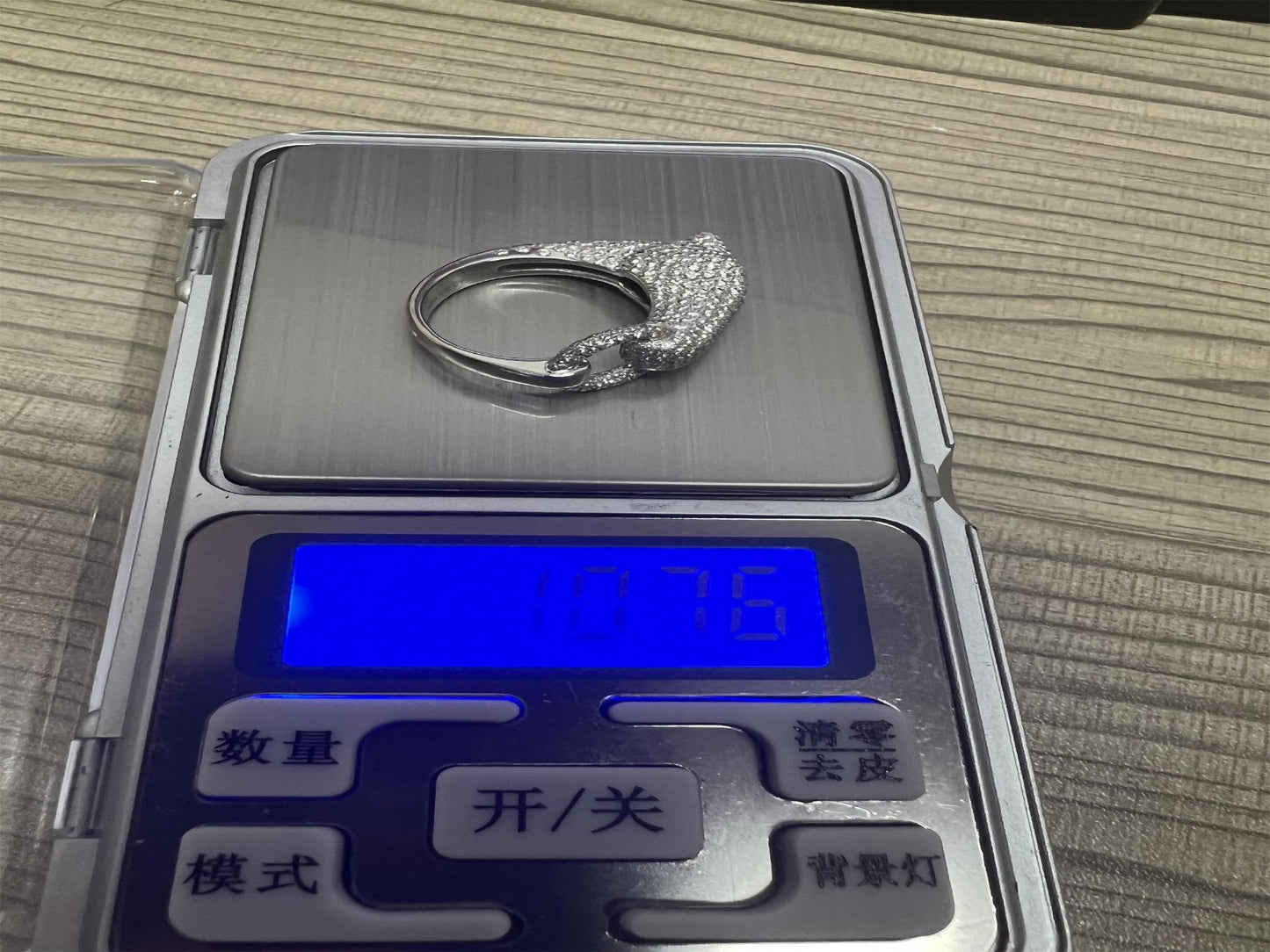 爱H仕-H209160B马头戒指客版