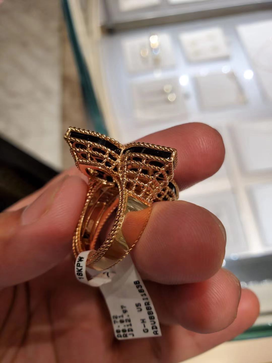 LBT-CQ654823四叶草25mm扭绳、光金3钻戒指